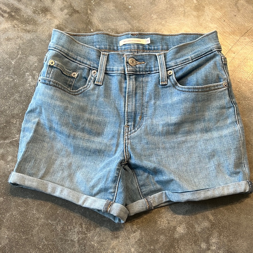 Levi’s mid length shorts